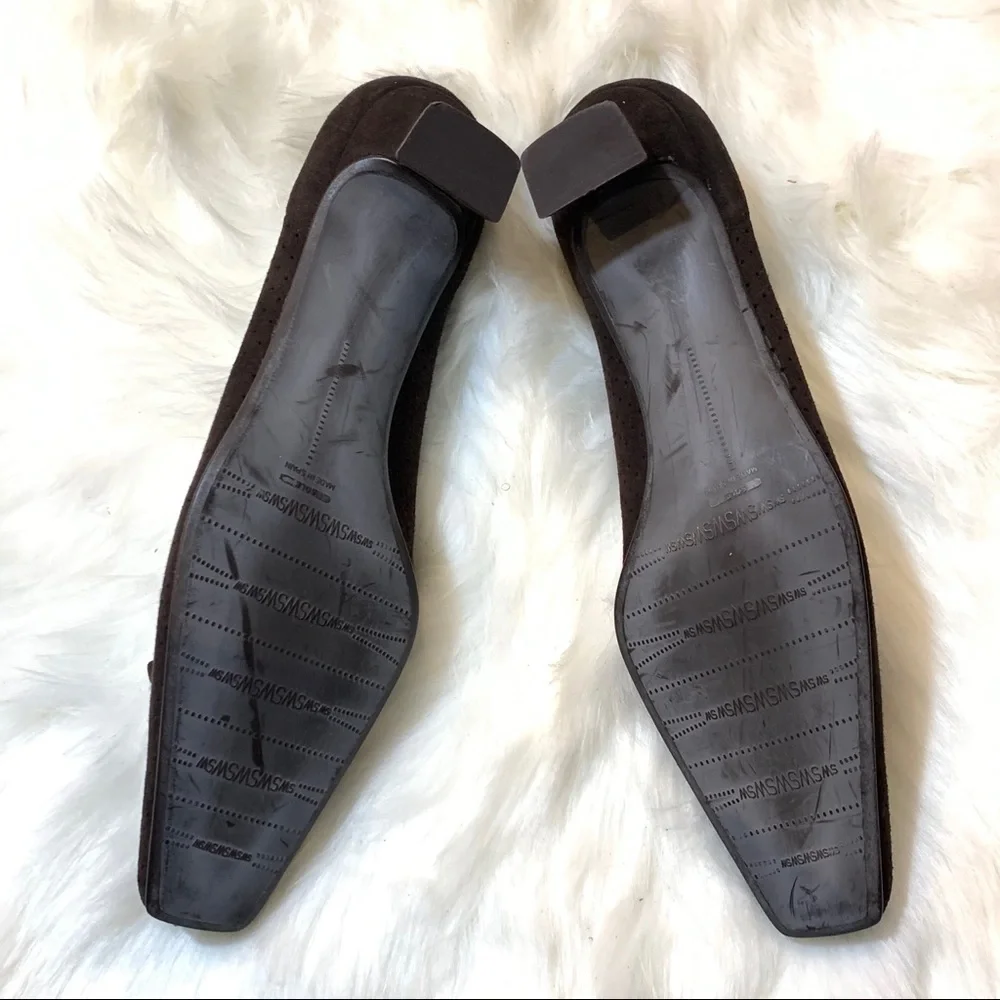 Stuart Weitzman Dark Brown Suede Kitten Heel shoes